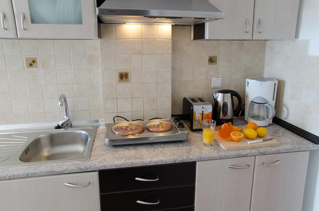 Yialos Studios-Apartments Makrýgialos Esterno foto